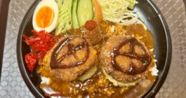 「バイ喰うカレー」